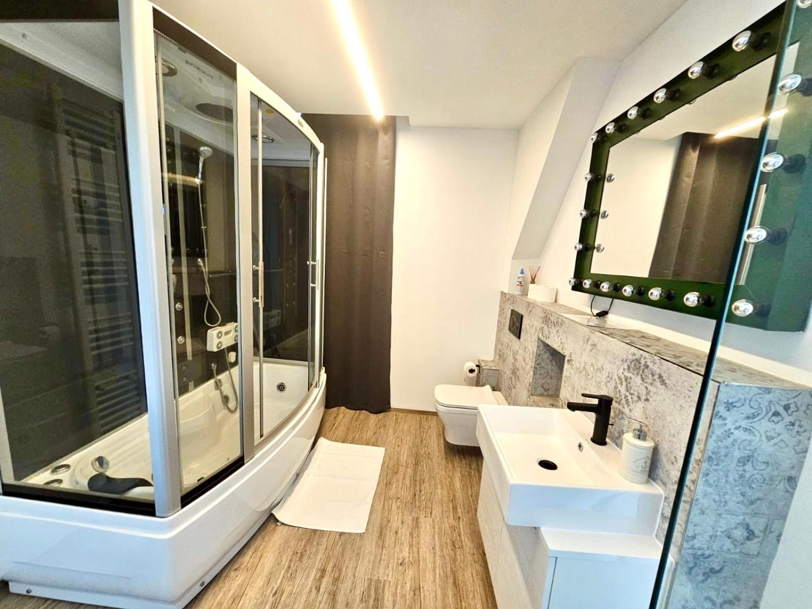 Beefree Whirlpoolsuite34-free Parking & Fast Internet *